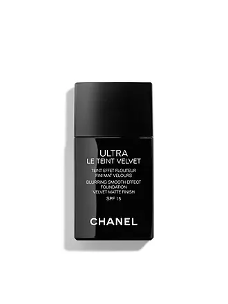 CHANEL |  ULTRALEICHTE FORMEL, LANGER HALT EIN SAMTIG-MATTES FINISH MIT WEICHZEICHNEREFFEKT EIN PERFEKTER, NATÜRLICHER TEINT 30ML | 