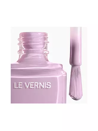CHANEL | NAGELLACK – FARBE UND GLANZ MIT LANGEM HALT | lila