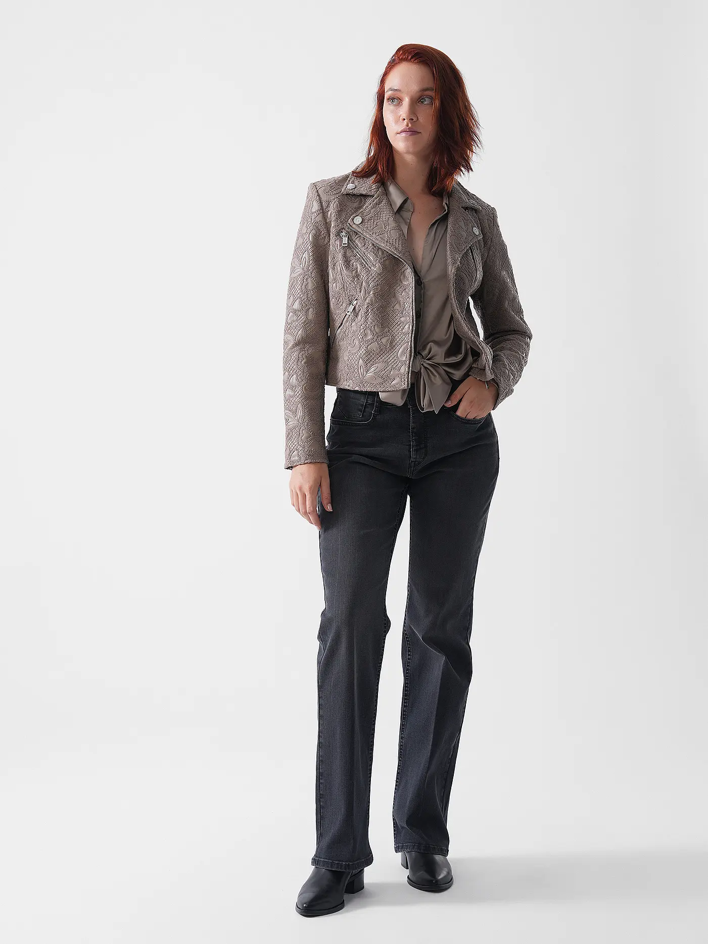 GUESS | Jäckchen | 