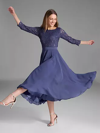 SWING | Abendkleid | grün