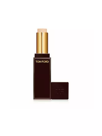 TOM FORD BEAUTY | Traceless Soft Matte Concealer ( 02/0C0 Bare ) | rosa