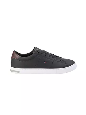TOMMY HILFIGER | Sneaker | weiss