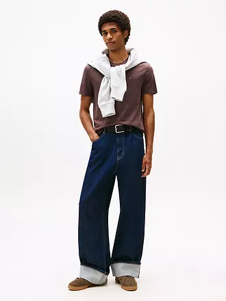 TOMMY JEANS | T-Shirt Slim Fit | dunkelrot