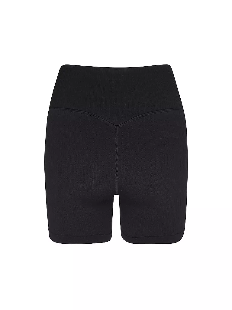 AIMN | Shorts  | schwarz