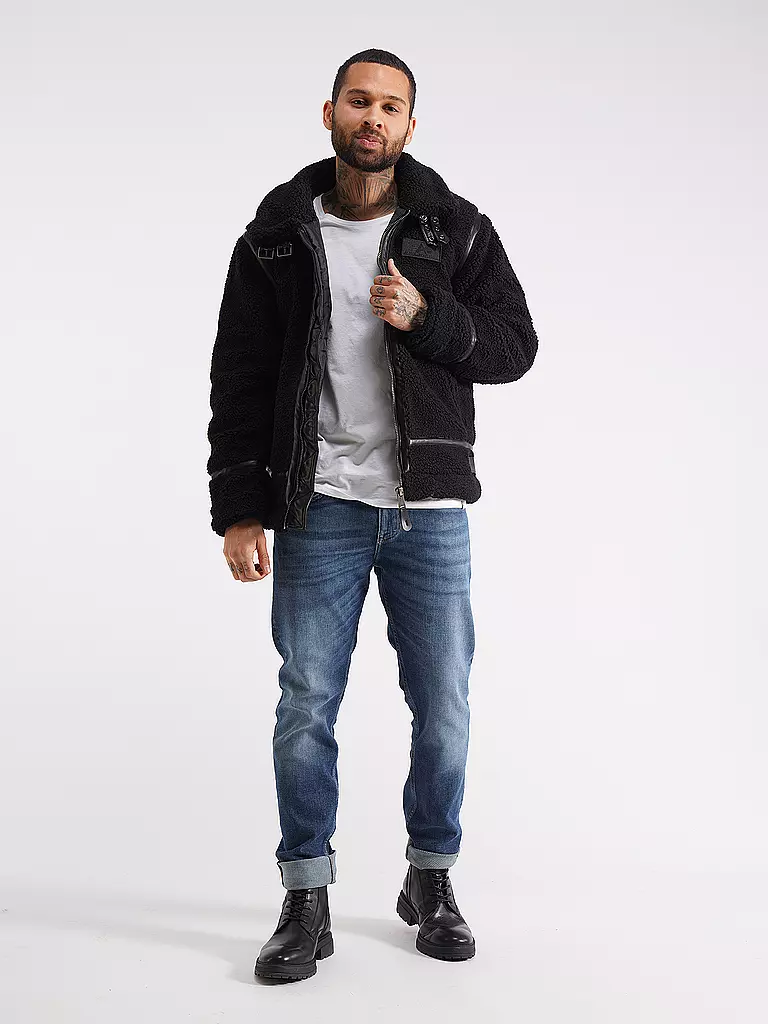 ALPHA INDUSTRIES | Jacke in Felloptik | schwarz