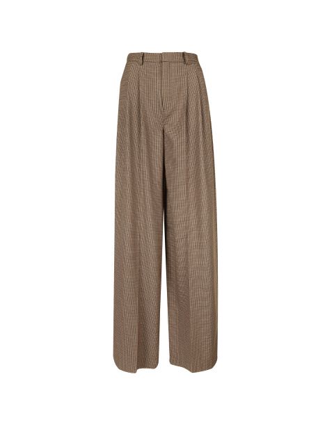 Eine Hose mit hoher Taille und weitem Bein in einem hellbraunen und beigen Karomuster auf weißem Hintergrund.