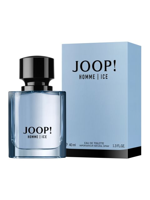 Eine Flasche JOOP! Homme Ice Eau de Toilette, 40 ml, wird neben ihrer hellblauen Verpackungsschachtel ausgestellt. Die Flasche ist transparent mit einem schwarzen Verschluss und der Text „JOOP! HOMME ICE“ ist sowohl auf der Flasche als auch auf der Schachtel aufgedruckt.