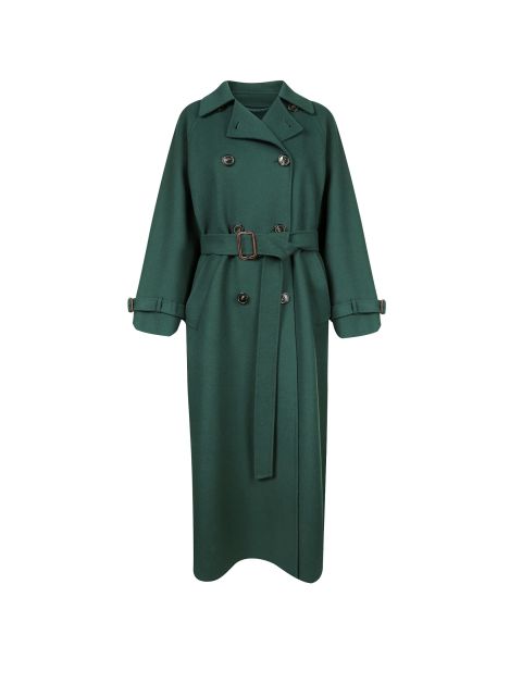 Ein langer, dunkelgrüner Trenchcoat mit zweireihiger Vorderseite, geknöpften Manschetten und passendem Taillengürtel. Der Mantel hat einen klassischen Kragen und ist auf einem schlichten weißen Hintergrund abgebildet.