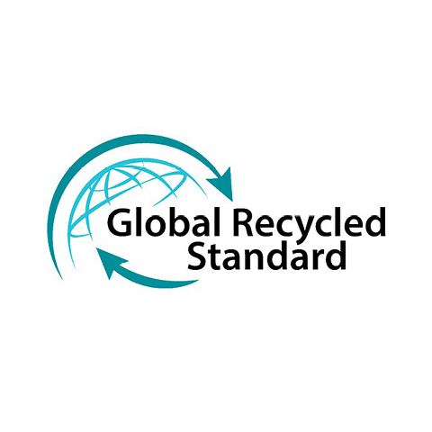 Logo des Global Recycled Standard mit zwei türkisfarbenen Pfeilen, die einen Kreis um den Umriss eines Globus bilden, mit dem Text „Global Recycled Standard“ in Schwarz.