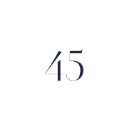Das Bild zeigt die Zahl „45“ in einer eleganten, dünnen Serifenschrift auf weißem Hintergrund.