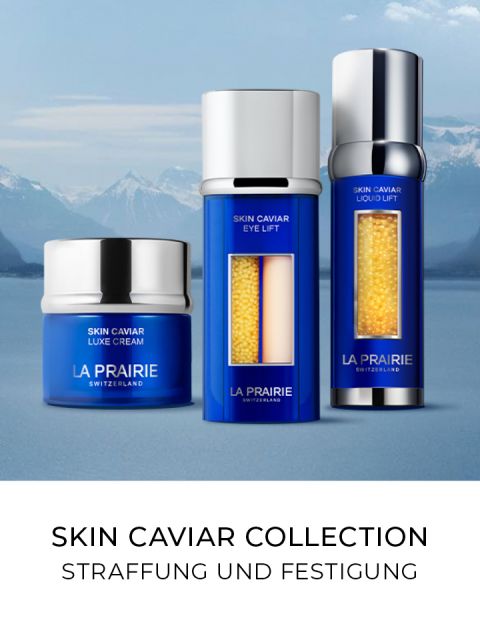 Drei blaue Hautpflegeflaschen aus der Skin Caviar Collection von La Prairie werden vor einem Berghintergrund präsentiert. Der Text lautet „Skin Caviar Collection Straffung und Festigung.