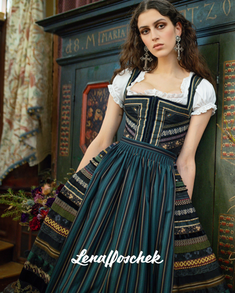 Lena-Hoschek_960x1200_HW26