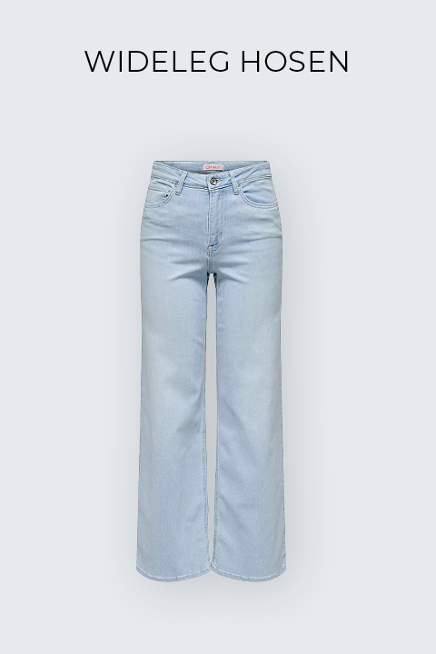 Hellblaue Wide-Leg-Jeans auf schlichtem Grund. Die Jeans hat einen Knopf- und Reißverschluss, Seiten- und Gesäßtaschen sowie Gürtelschlaufen. Am Bund ist ein Etikett mit der Aufschrift „WIDELEG HOSEN“ sichtbar.
