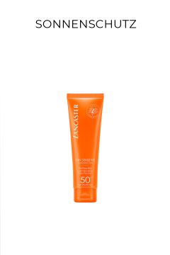 Eine orangefarbene Tube Sonnenschutzmittel Lancaster Sun Sensitive SPF 50+ steht zentriert auf weißem Untergrund, darüber steht das Wort „SONNENSCHUTZ“.