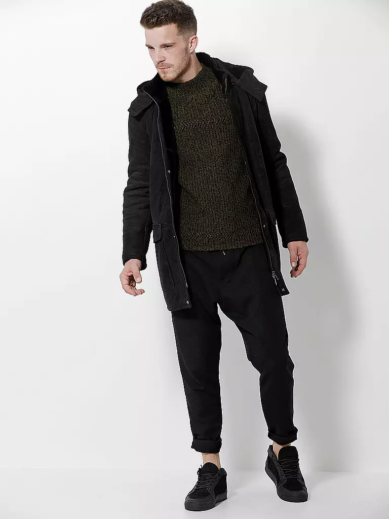 ARMA | Lammfelljacke | schwarz