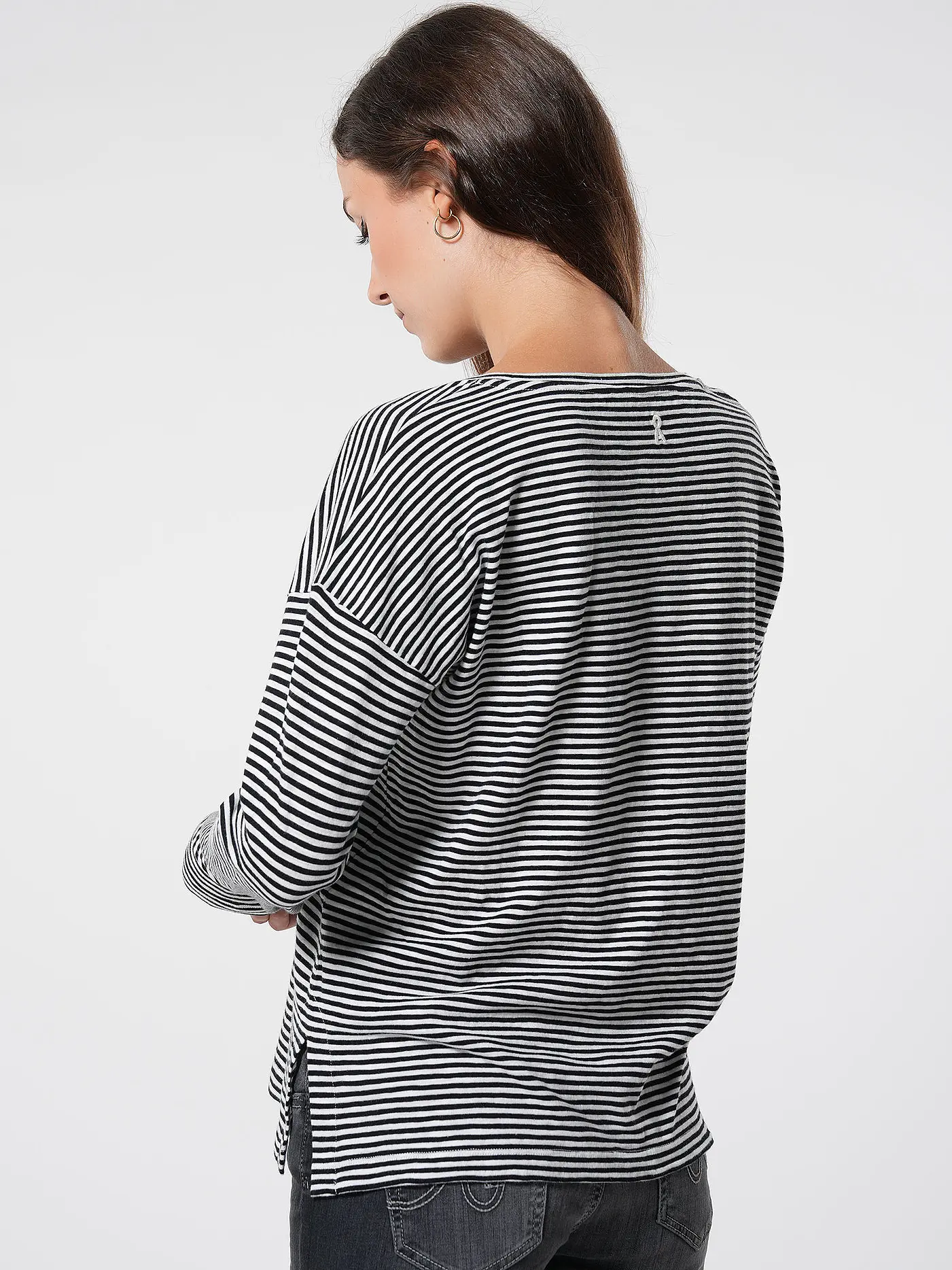 ARMEDANGELS | Langarmshirt XIANAA | schwarz