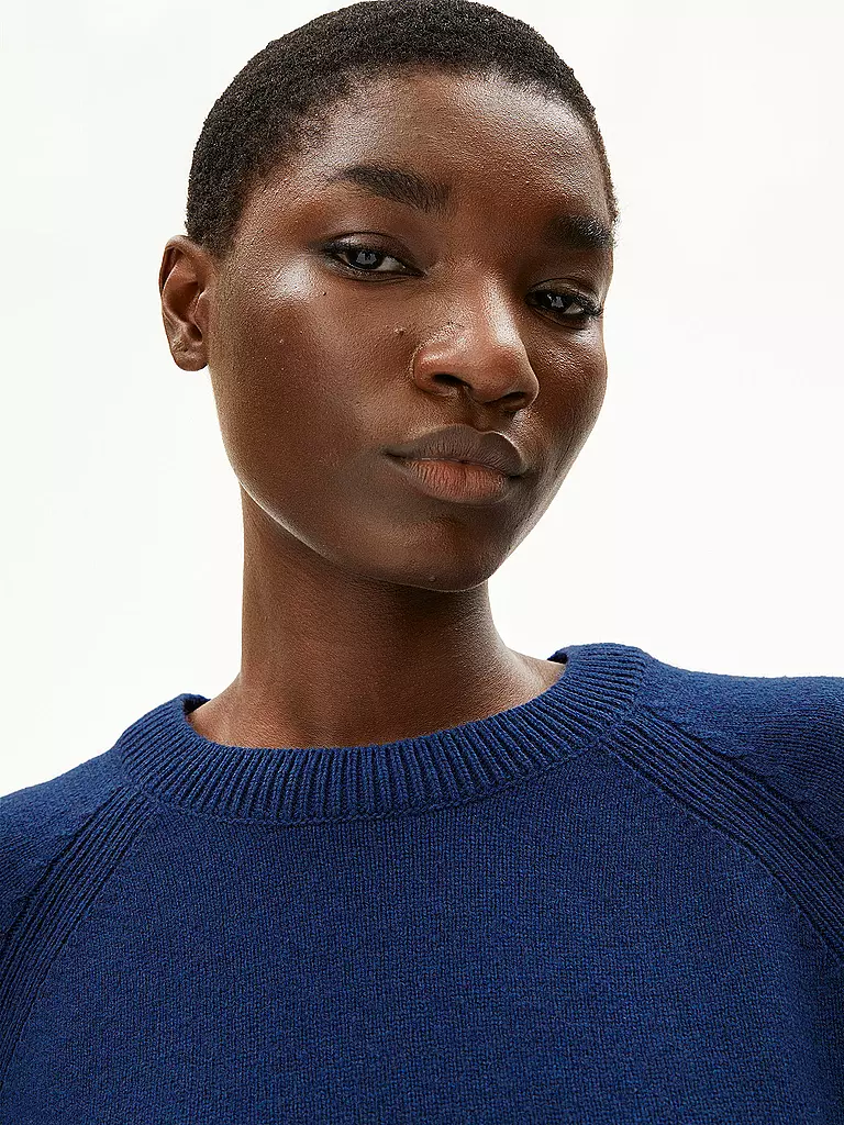 ARMEDANGELS | Pullover DILIRIAA REGLANA | blau