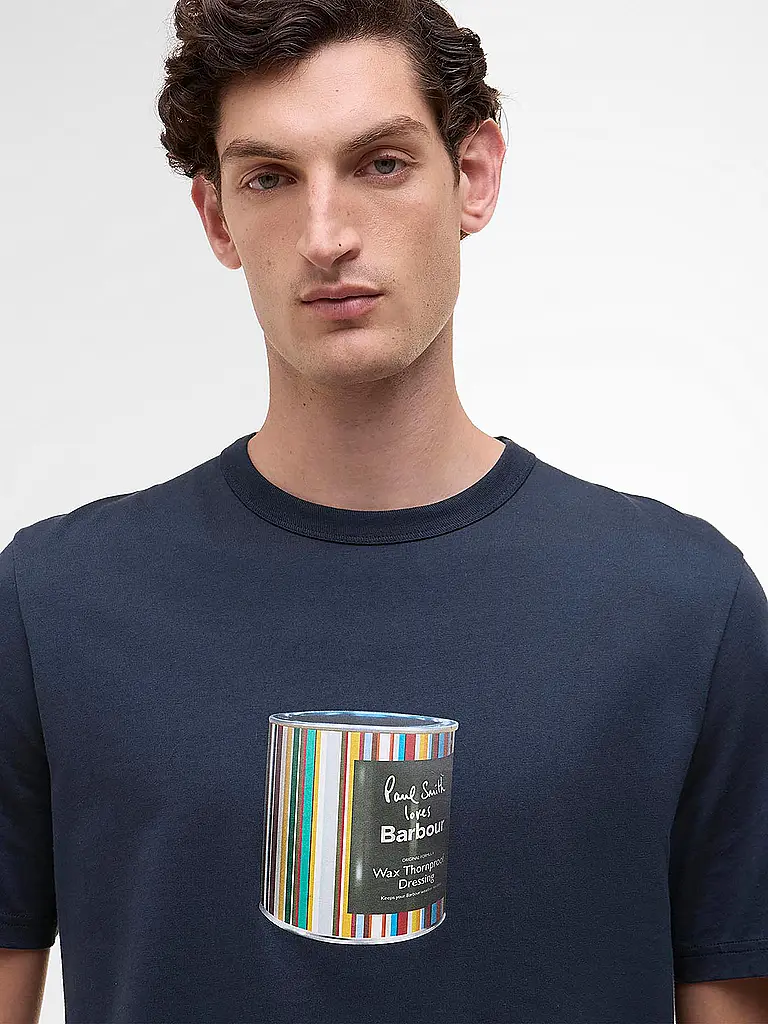 BARBOUR | Paul Smith loves Barbour T-Shirt Wax Can Graphic | dunkelblau
