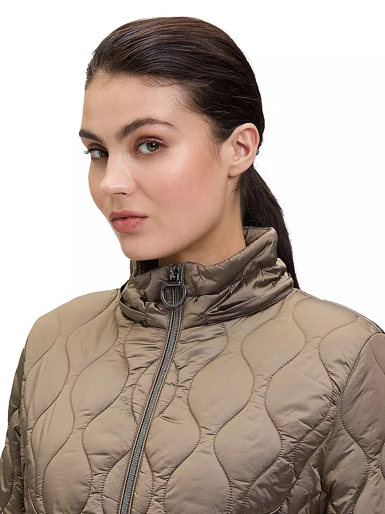 BETTY BARCLAY | Leichtsteppjacke | camel