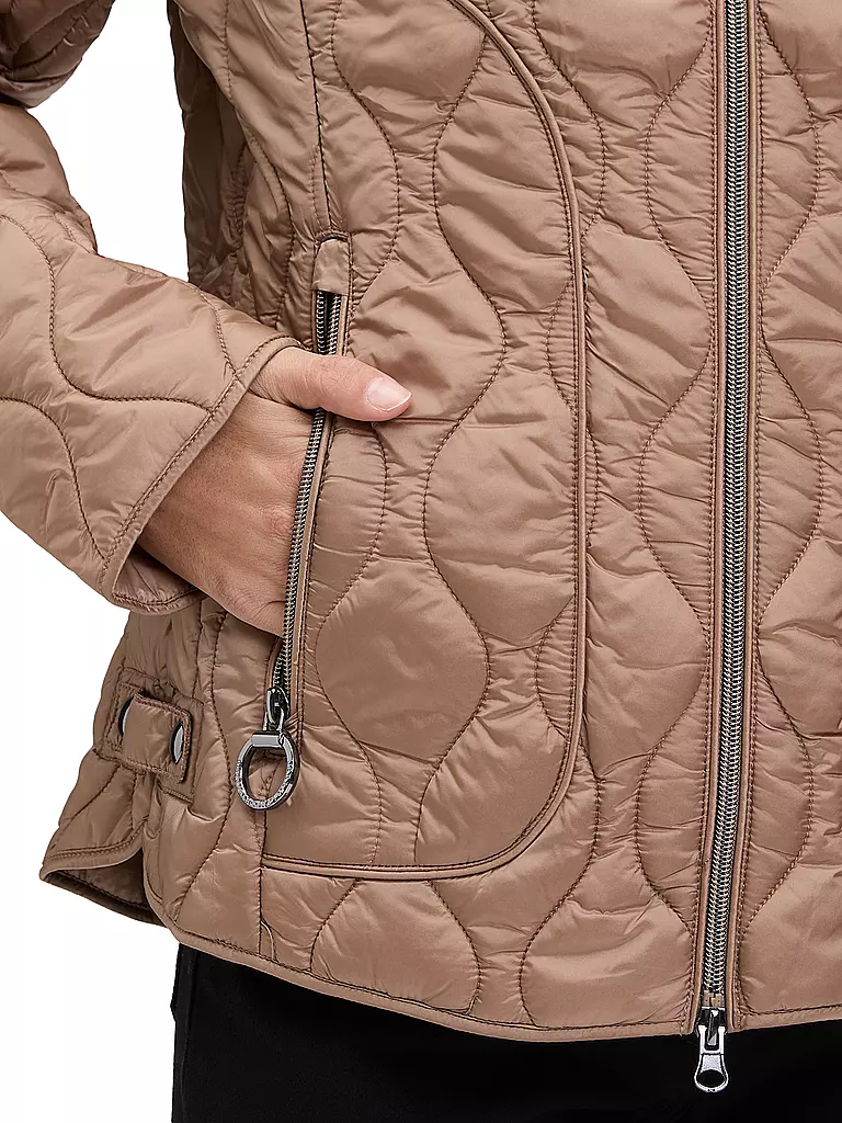 BETTY BARCLAY | Leichtsteppjacke | olive