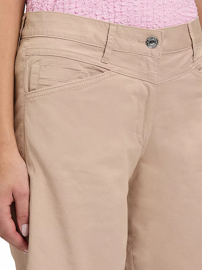 BETTY BARCLAY | Shorts  | beige