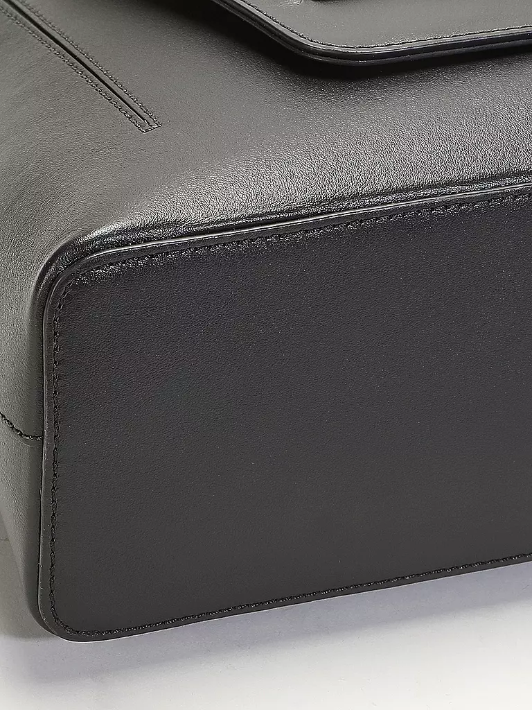BOSS | Ledertasche - Umhängetasche PETRAH | schwarz