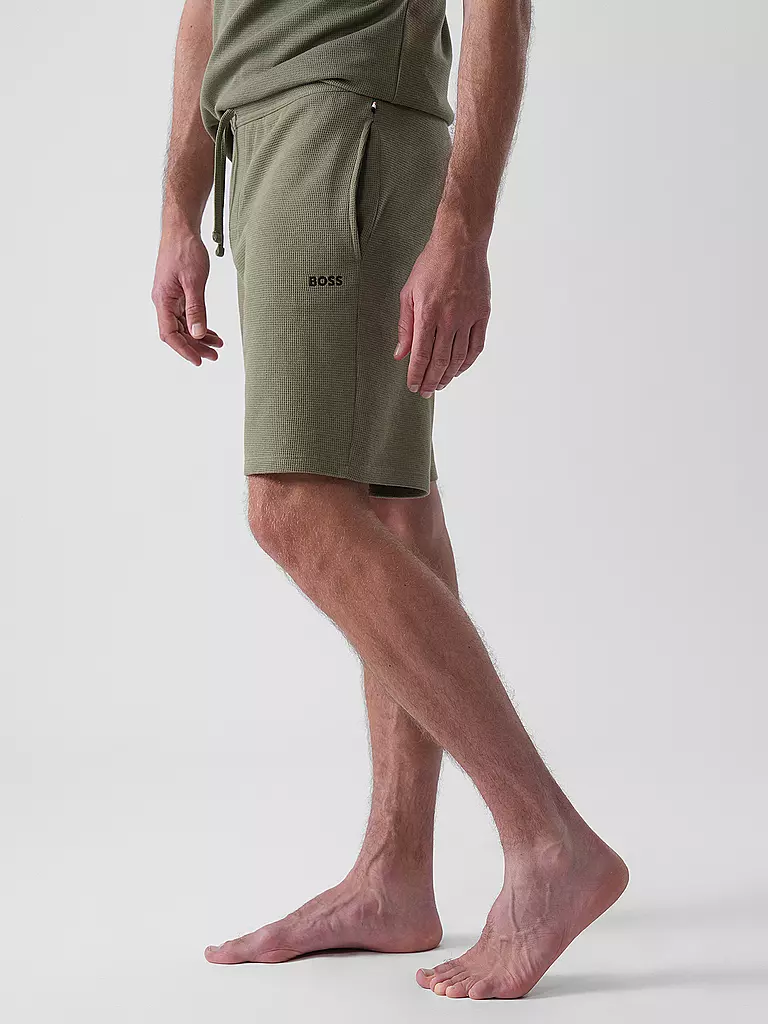 BOSS | Pyjamahose - Shorts | olive