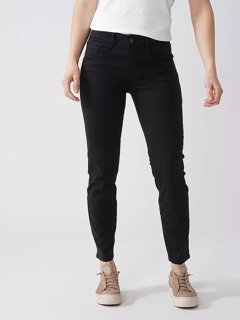 BRAX | Hose Shakira S 7/8 | schwarz