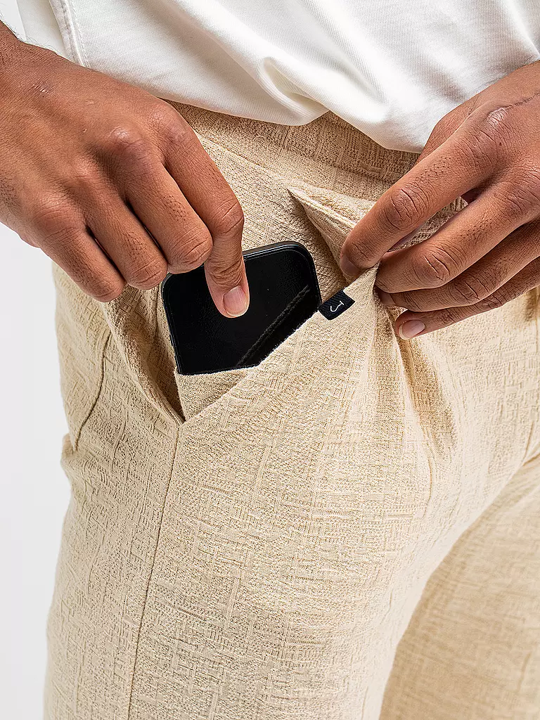 BUTCHER OF BLUE | Shorts | beige