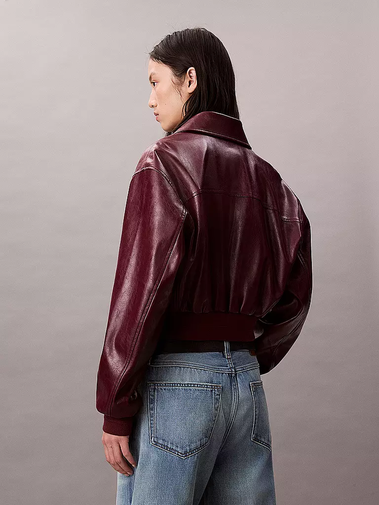 CALVIN KLEIN JEANS | Jacke in Lederoptik | dunkelrot