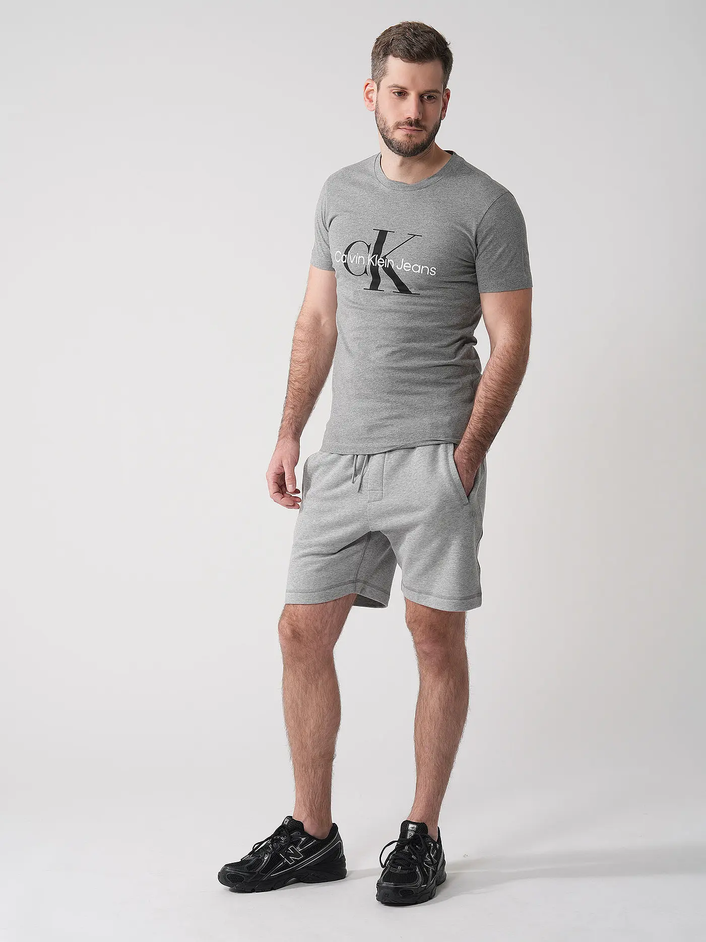 CALVIN KLEIN JEANS | T-Shirt  | grau