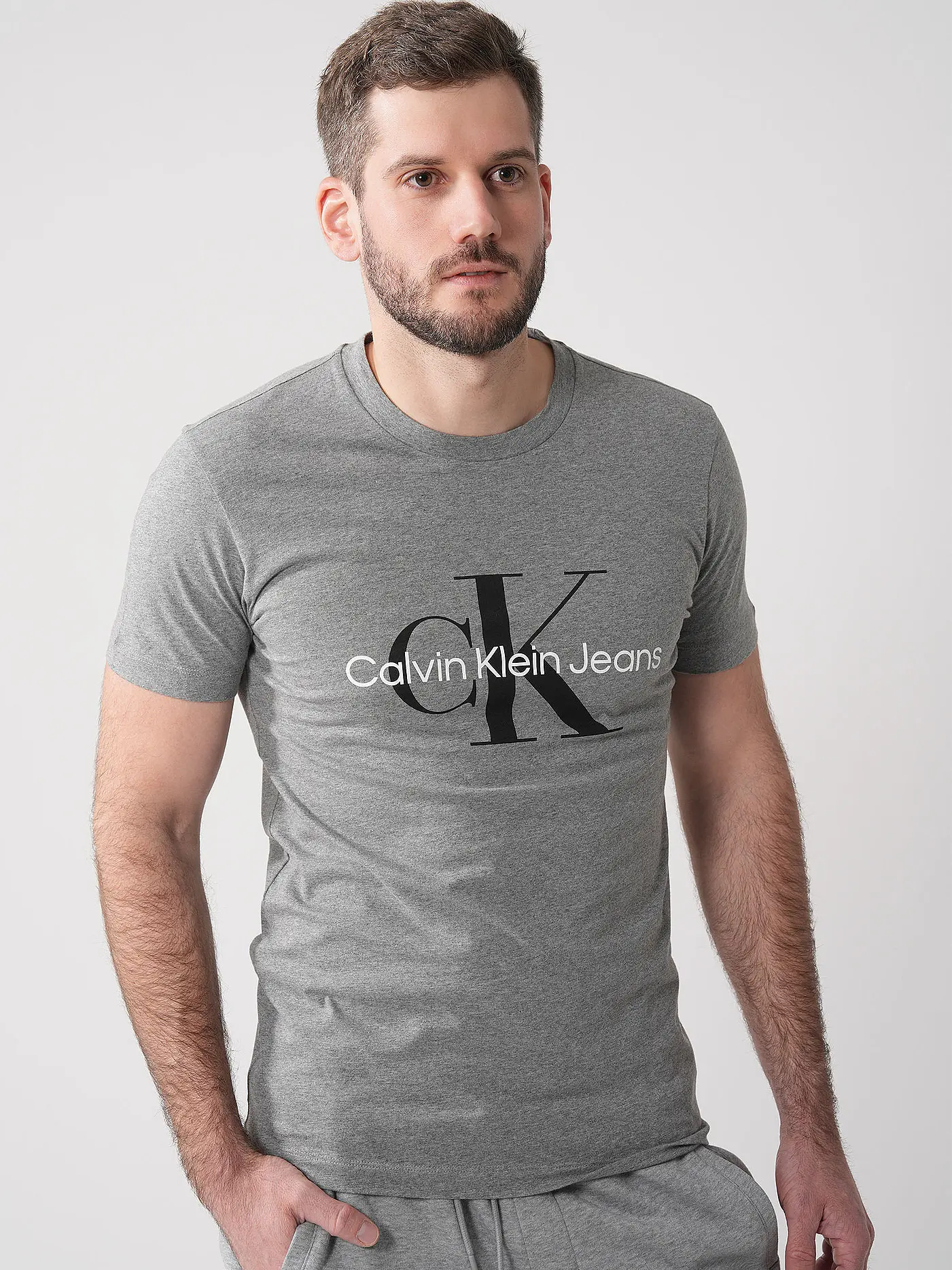 CALVIN KLEIN JEANS | T-Shirt  | grau