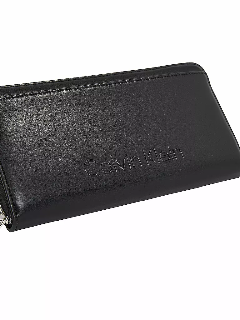 CALVIN KLEIN | Geldbörse EMBOSSED Large | beige