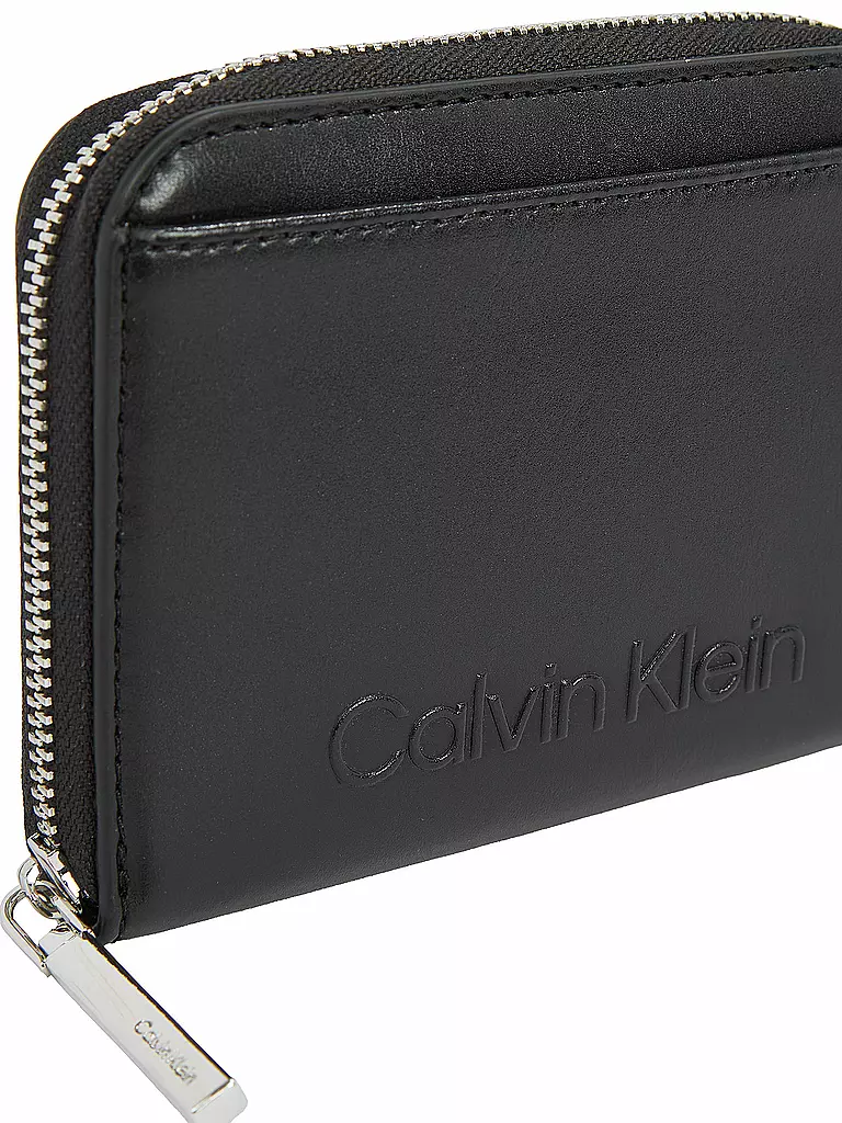 CALVIN KLEIN | Geldbörse EMBOSSED | beige