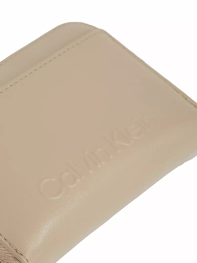 CALVIN KLEIN | Geldbörse EMBOSSED | schwarz