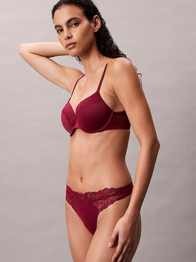 CALVIN KLEIN | String red | dunkelrot