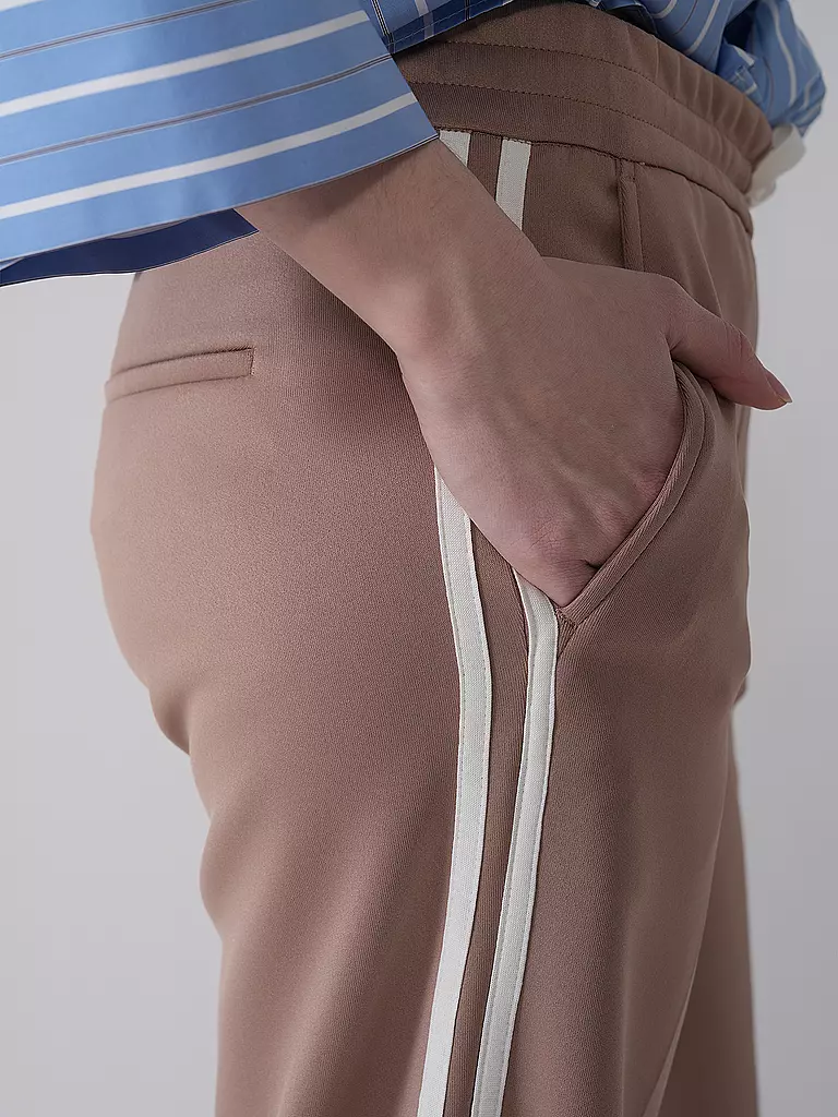 CAMBIO | Hose Jogging Fit AVRIL SLIT | camel