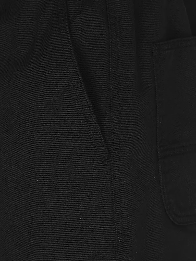 CARHARTT WIP | Shorts FLINT | schwarz