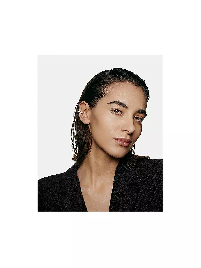 CHANEL | FEUCHTIGKEITSSPENDENDE FOUNDATION MIT LANGEM HALT FÜR EINEN NATÜRLICH FRISCHEN TEINT 30ML | creme