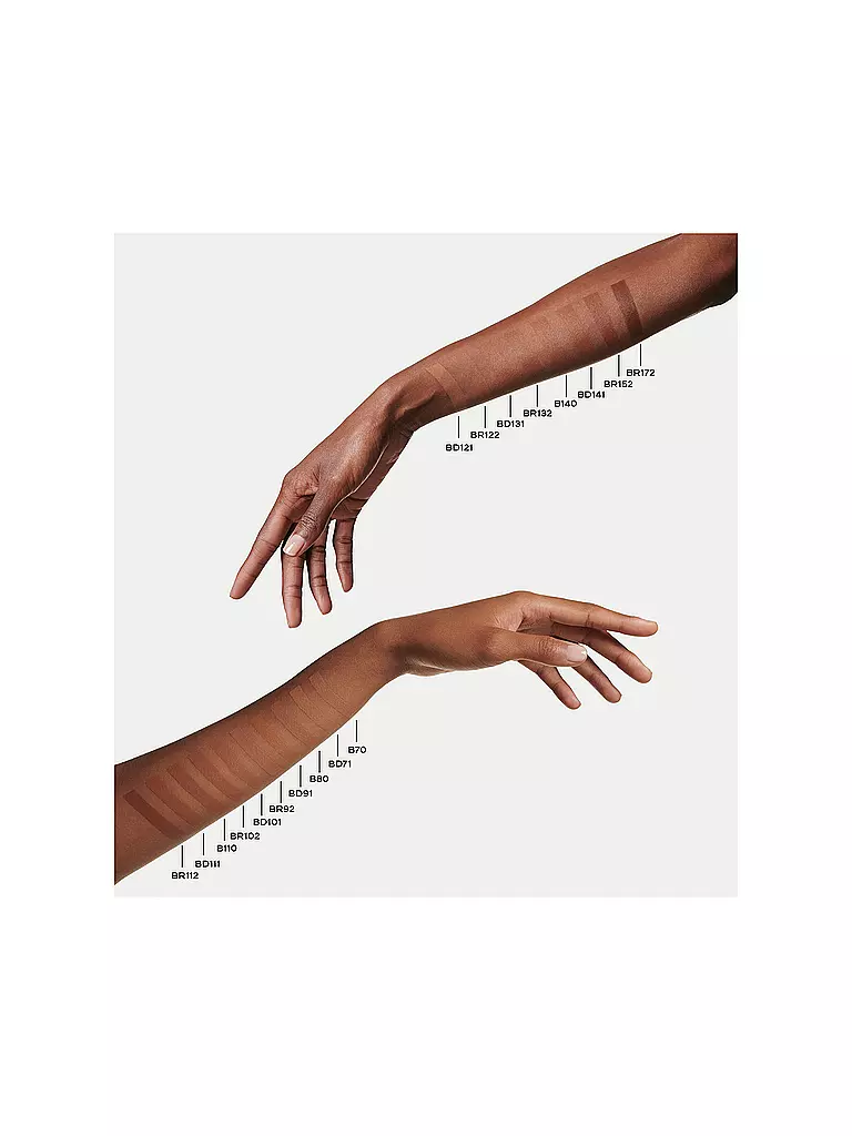CHANEL | FEUCHTIGKEITSSPENDENDE FOUNDATION MIT LANGEM HALT FÜR EINEN NATÜRLICH FRISCHEN TEINT 30ML | creme