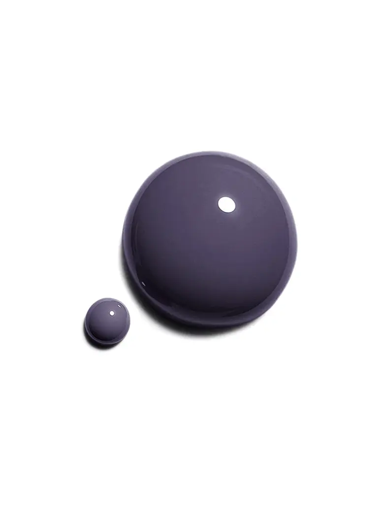 CHANEL | LANGANHALTEND |