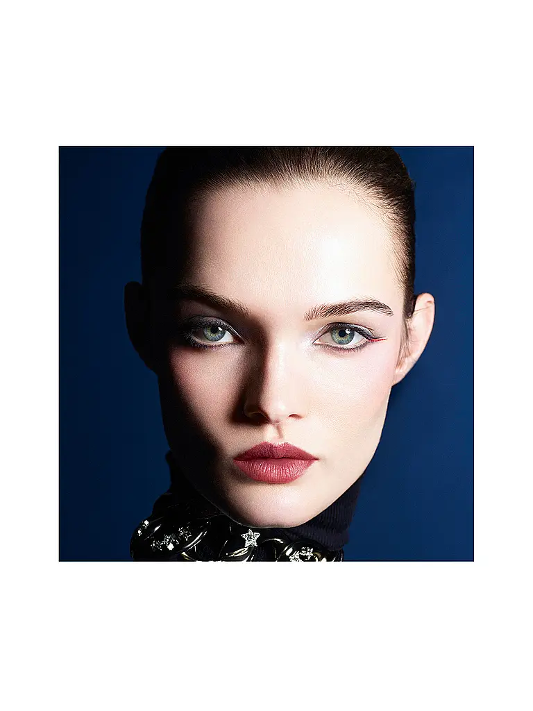 CHANEL | LEUCHTEND MATTER LIPPENSTIFT | Camel