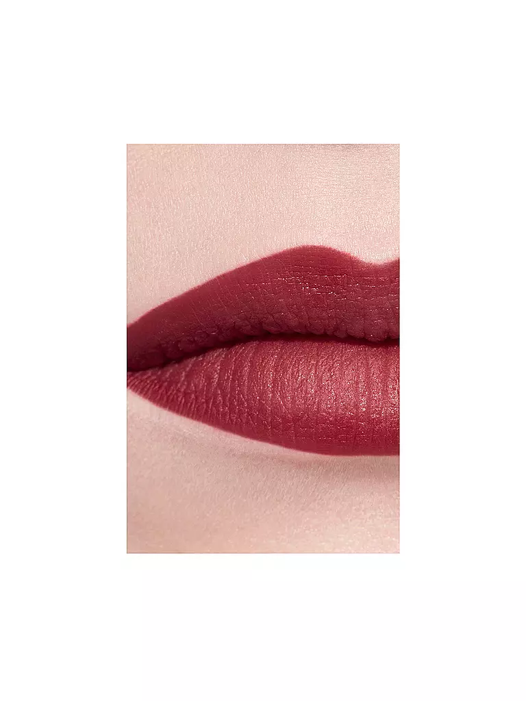 CHANEL | MATTIERENDER LIPPENSTIFT MIT HOHER FARBINTENSITÄT 55 SOPHISTIQUÉE 3.5G | rot