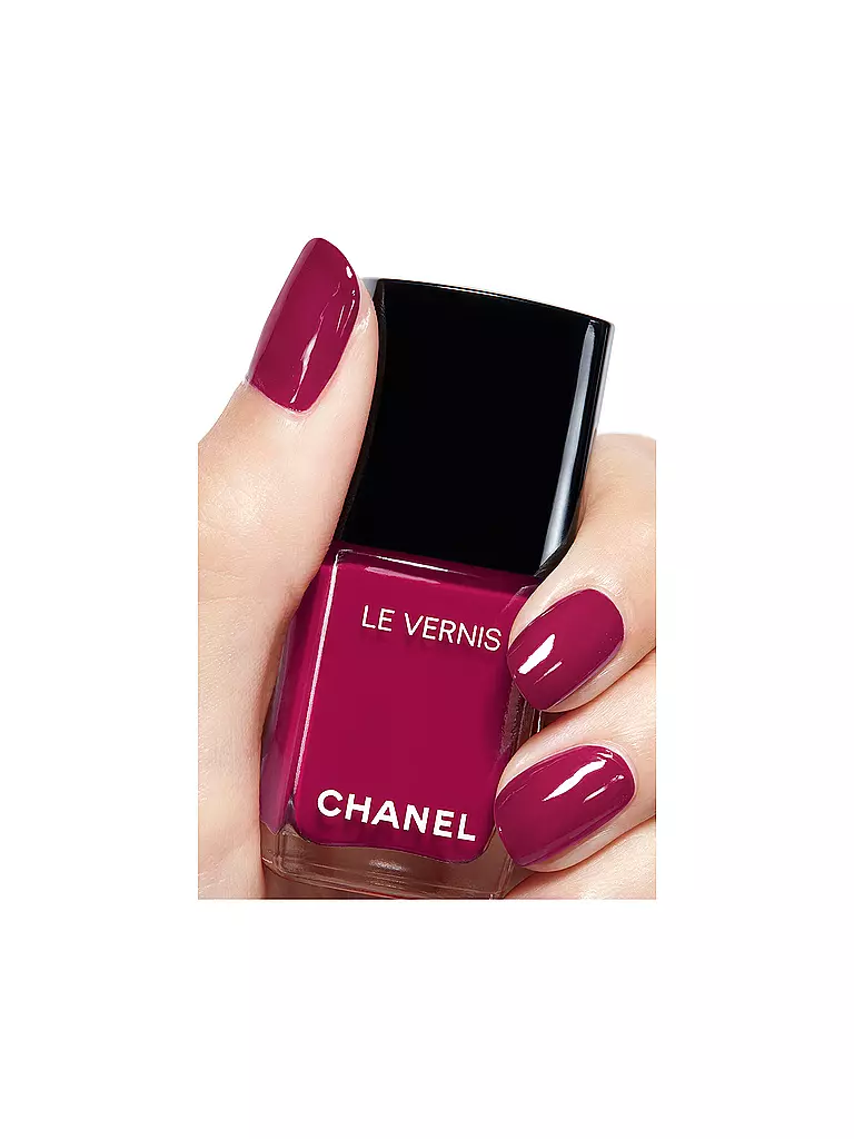 CHANEL | NAGELLACK – FARBE UND GLANZ MIT LANGEM HALT 13ML | dunkelrot