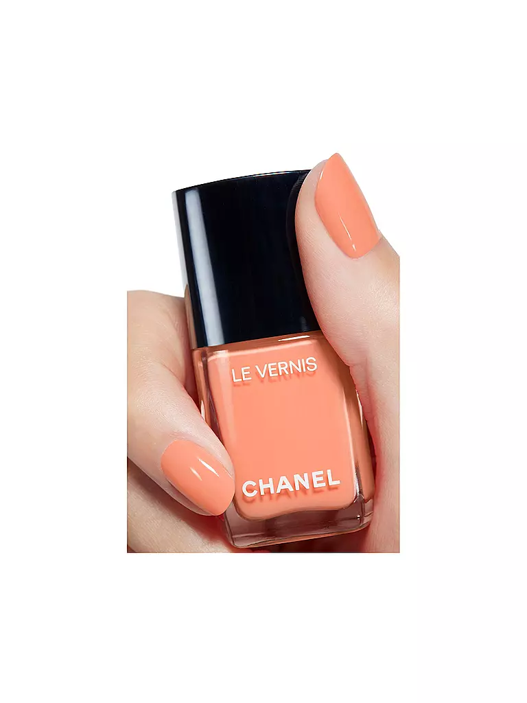 CHANEL | NAGELLACK – FARBE UND GLANZ MIT LANGEM HALT | gold