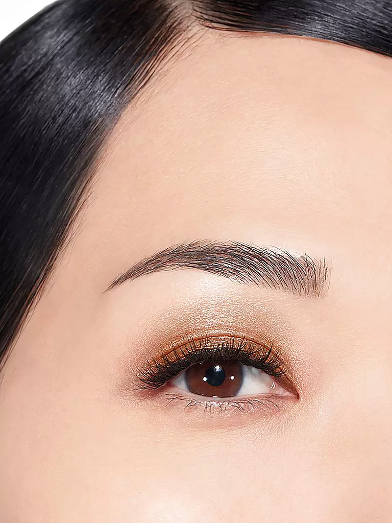 CHANEL | VIELSEITIGER UND LANGANHALTENDER LIDSCHATTEN | hellgrün