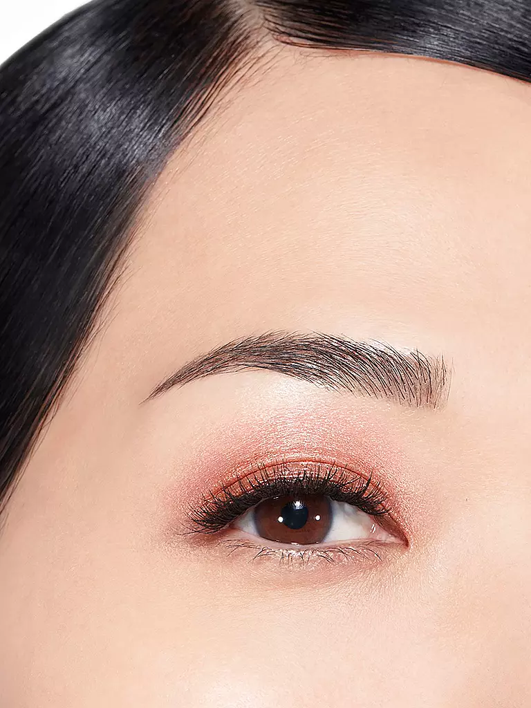 CHANEL | VIELSEITIGER UND LANGANHALTENDER LIDSCHATTEN | hellgrün