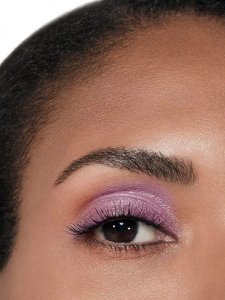 CHANEL | VIELSEITIGER UND LANGANHALTENDER LIDSCHATTEN | hellgrün