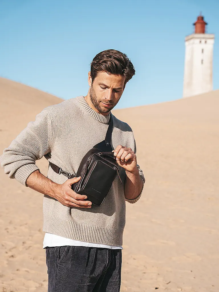 CHESTERFIELD | Ledertasche - Umhängetasche RIGA | Braun