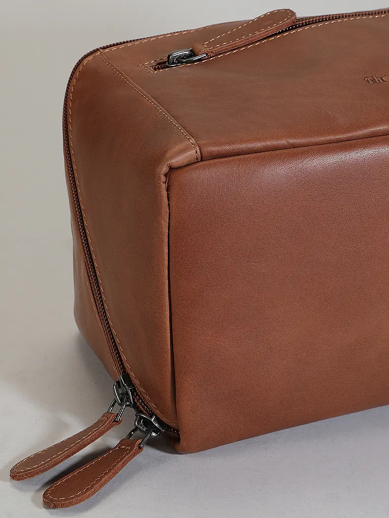 CHESTERFIELD | Toilettetasche ELMIA | Camel